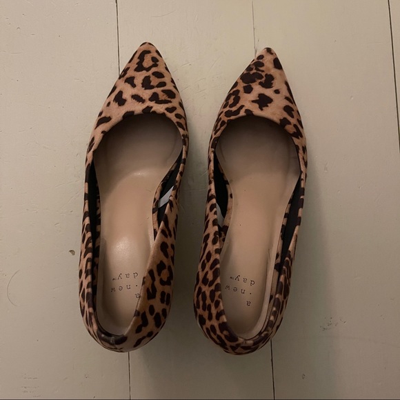 A New Day Bonny Leopard Print Block Heel Size 8 - Picture 4 of 5